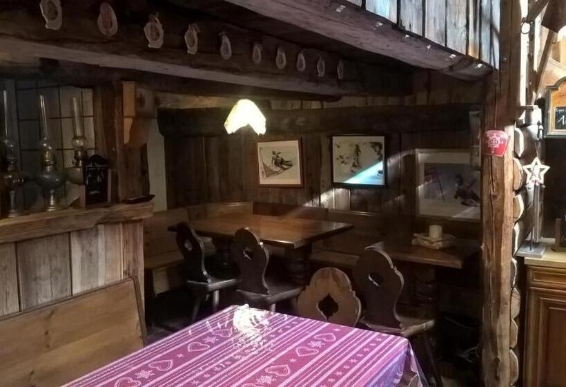 پانسیون Gite Du Bois De L'ours