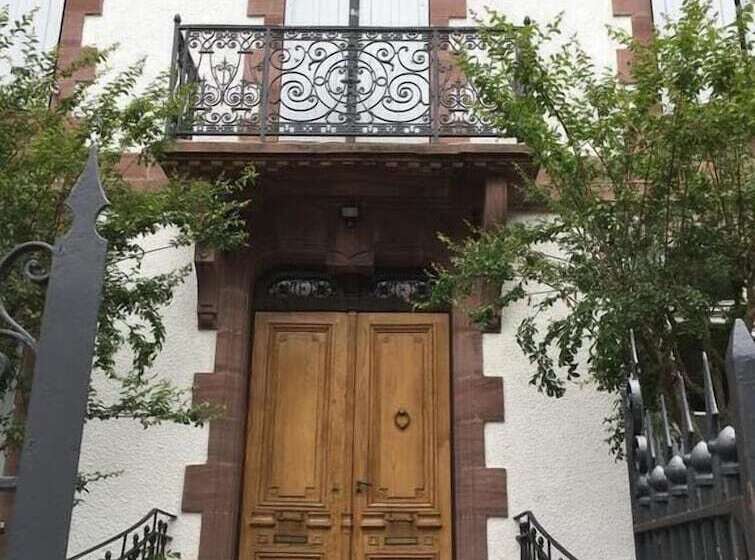 پانسیون La Villa Esponda