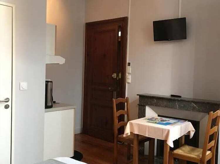 پانسیون La Villa Esponda