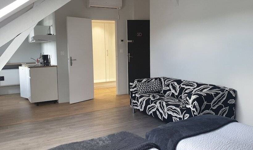 پانسیون La Villa Esponda