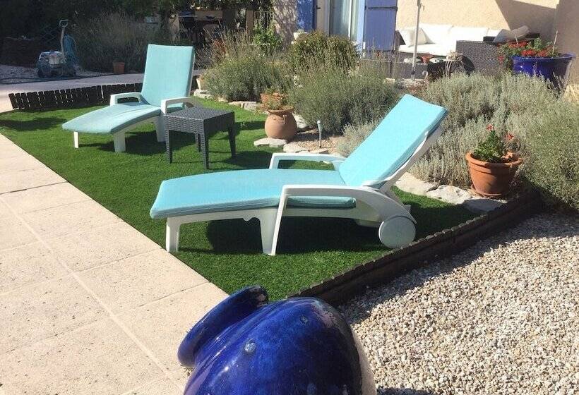 پانسیون Le Patio Fleuri