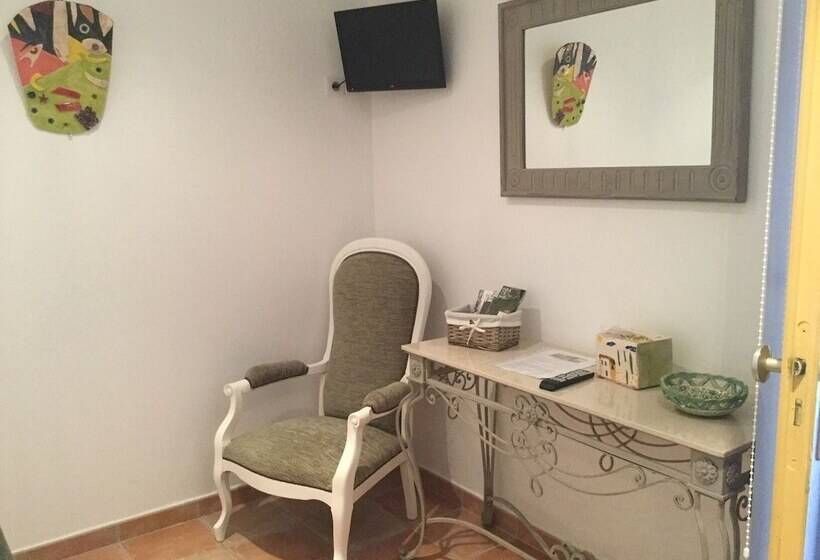 پانسیون Le Patio Fleuri