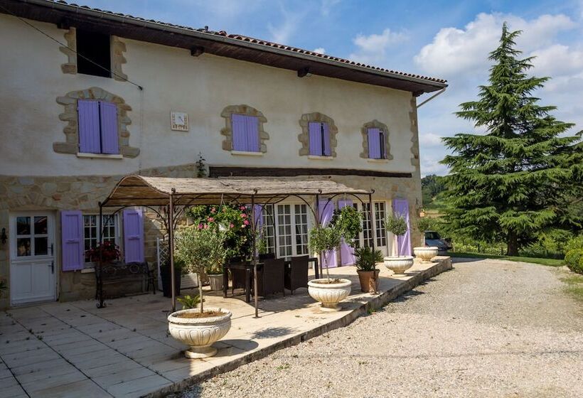 بنسيون Le Val Des Sens