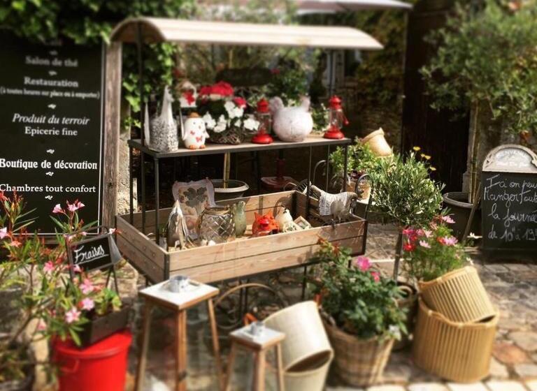پانسیون Maison & Tartine