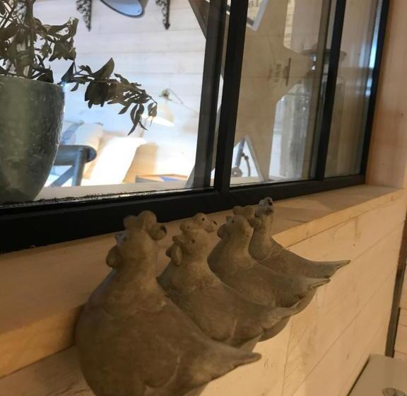 پانسیون Maison & Tartine