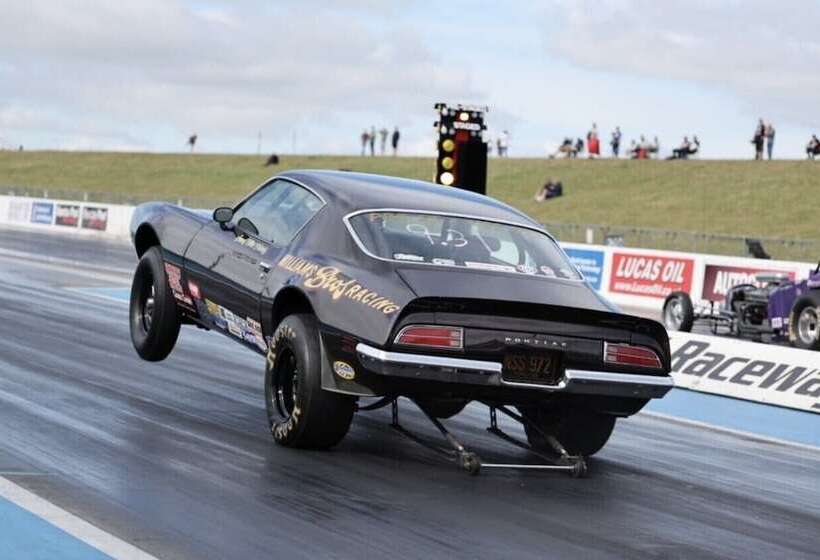 تختخواب و صبحانه The Bull
