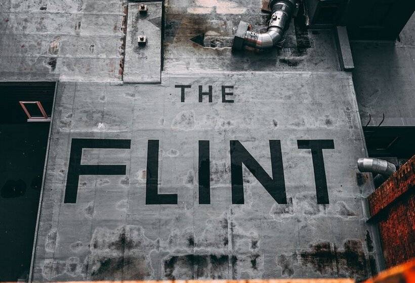 هتل The Flint