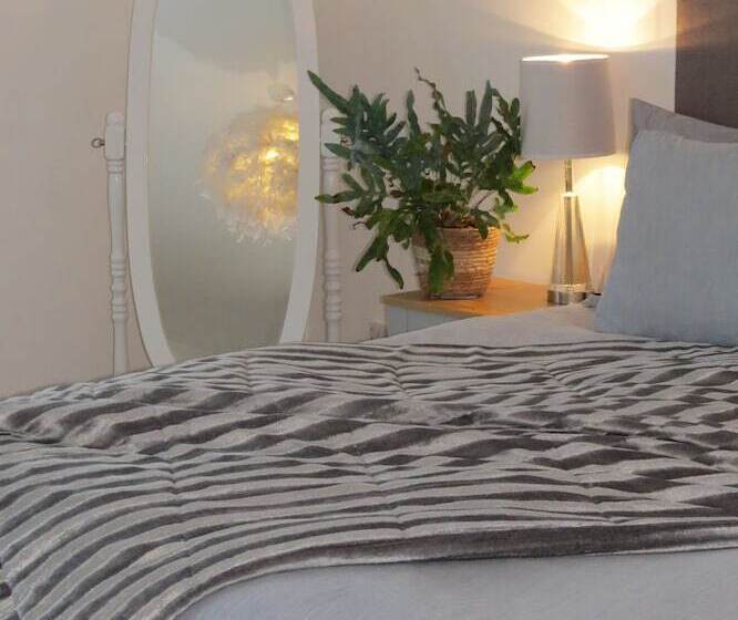 بنسيون Cribyn Lodge