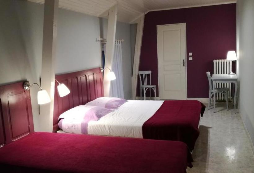 بنسيون Domaine Du Vern