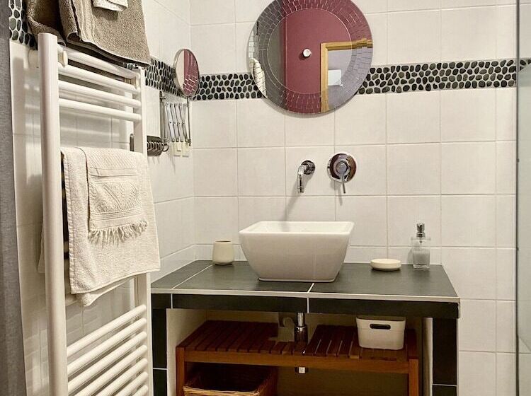 بنسيون Le Jardin De Lau