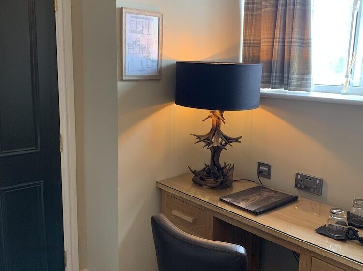 The Wheatsheaf Hotel, Sandbach