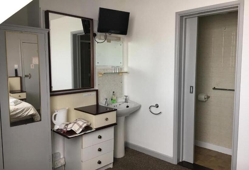 פנסיון Avoca Villa Guest House