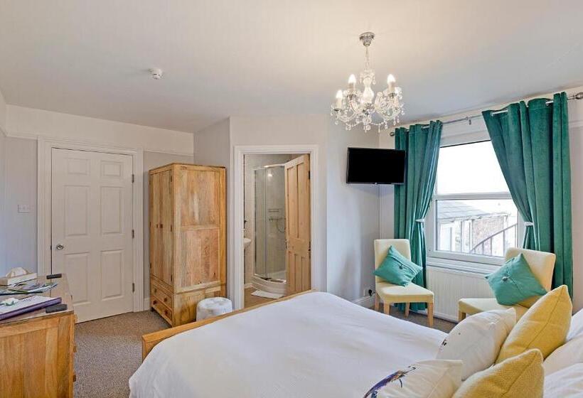 بنسيون White Rose Guest House