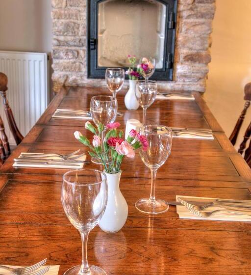 فندق صغير The Kilcot Inn