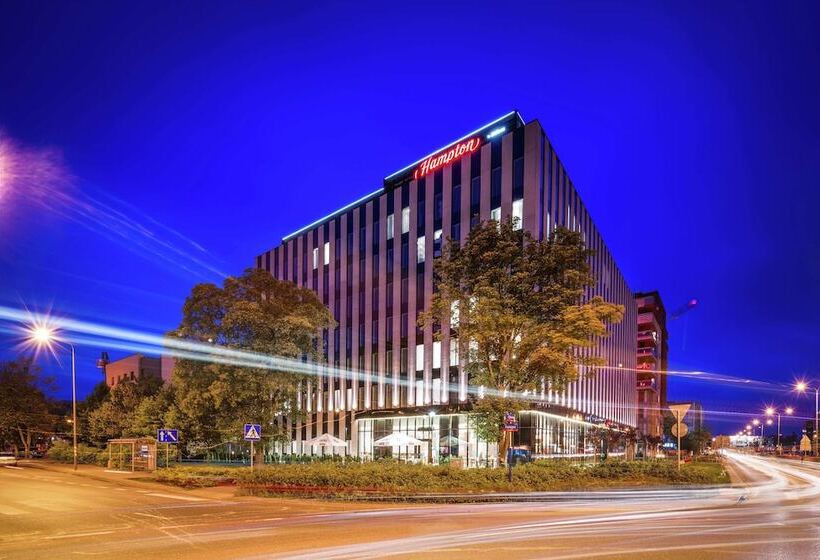 هتل Hampton By Hilton Warsaw Mokotow