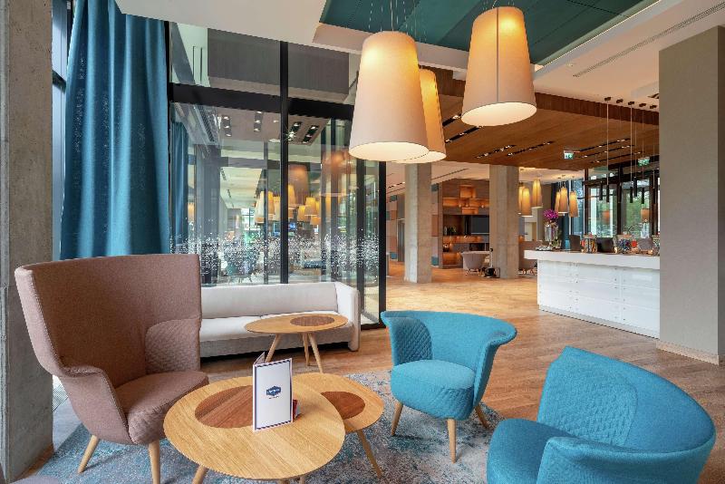 هتل Hampton By Hilton Warsaw Mokotow