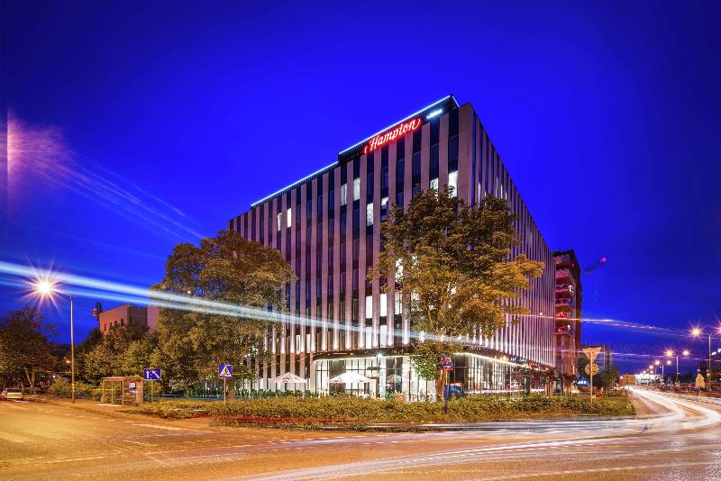هتل Hampton By Hilton Warsaw Mokotow