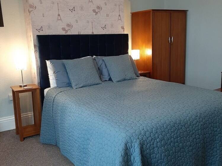 بنسيون Rosemead Guest House