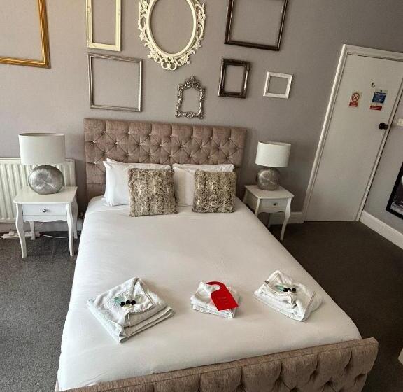 پانسیون The Lyndhurst Guest House