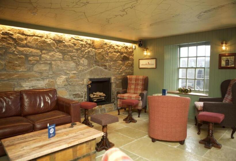فندق صغير The Ship Inn