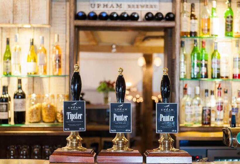 호스텔 The White Hart, South Harting