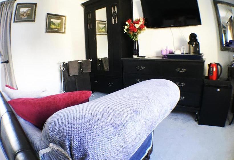 Hillside Bed And Breakfast