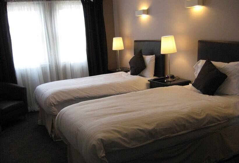 پانسیون Maclean Guest House