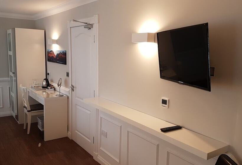 پانسیون Maclean Guest House