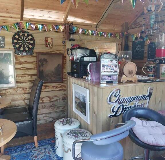 پانسیون Nest Guesthouse
