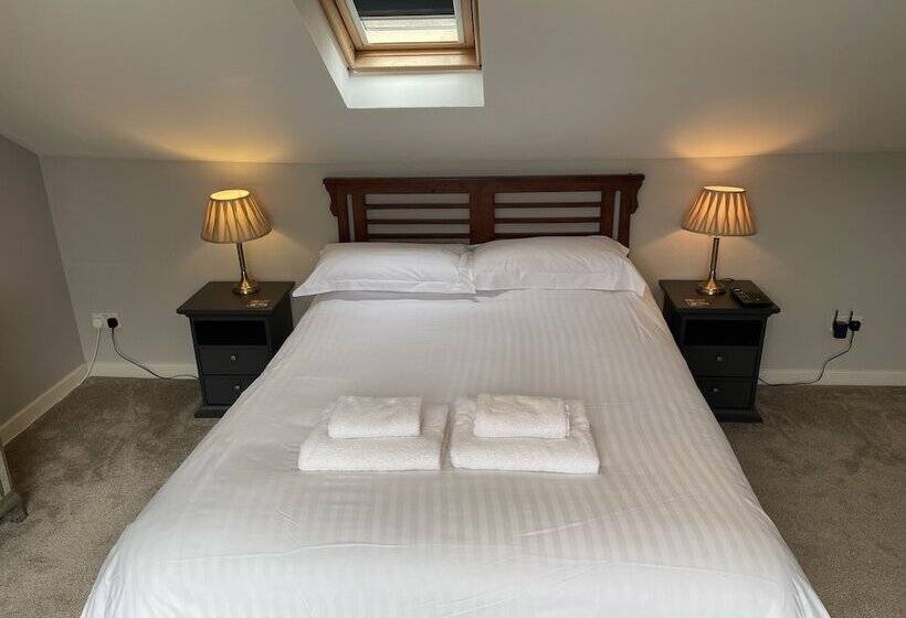 بنسيون The Shore House