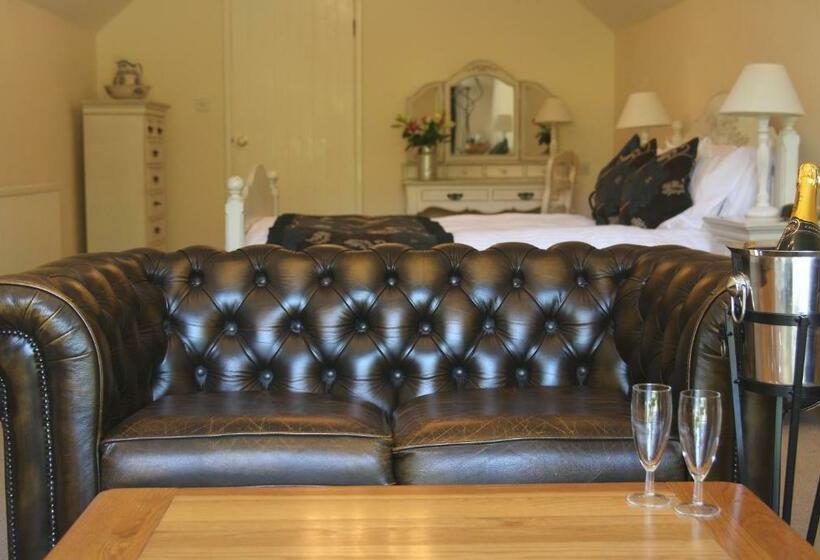 فندق صغير Bearslake Inn