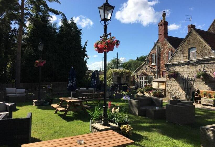 旅馆 The Bell At Old Sodbury