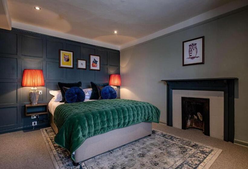 호스텔 The Bell & Stuart House