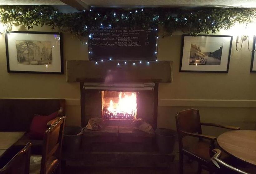 فندق صغير The Cavendish Arms