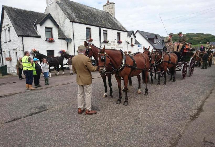 هاستل The Horseshoe Inn