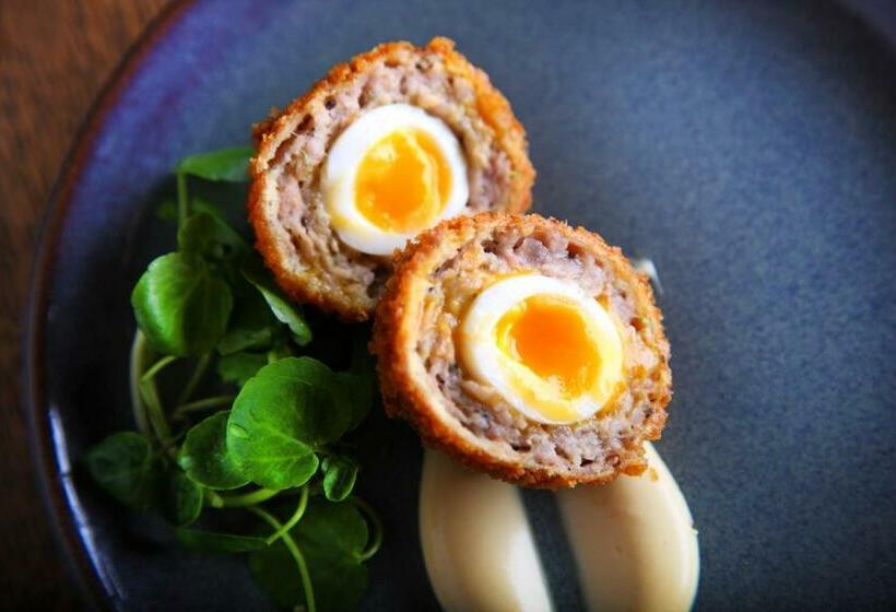 הוסטל The Plough Inn