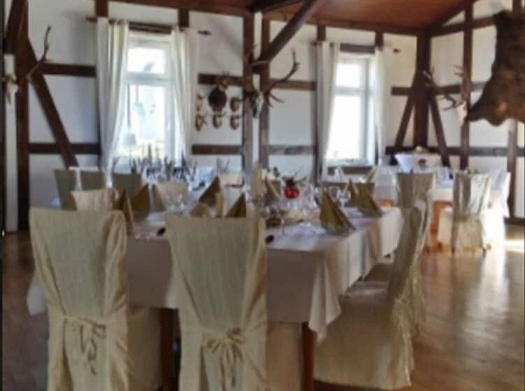 هتل Gasthaus Zur Linde