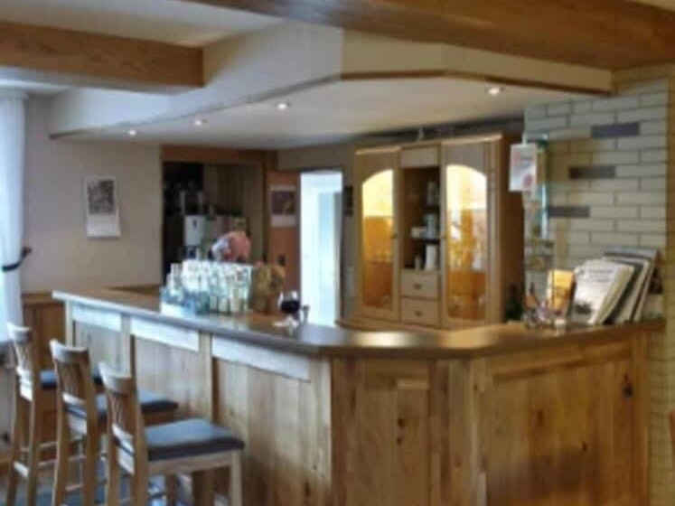 هتل Gasthaus Zur Linde