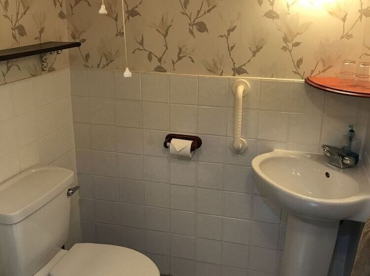 פנסיון Carnside Guest House