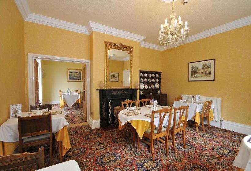 پانسیون Marton Grange Country House