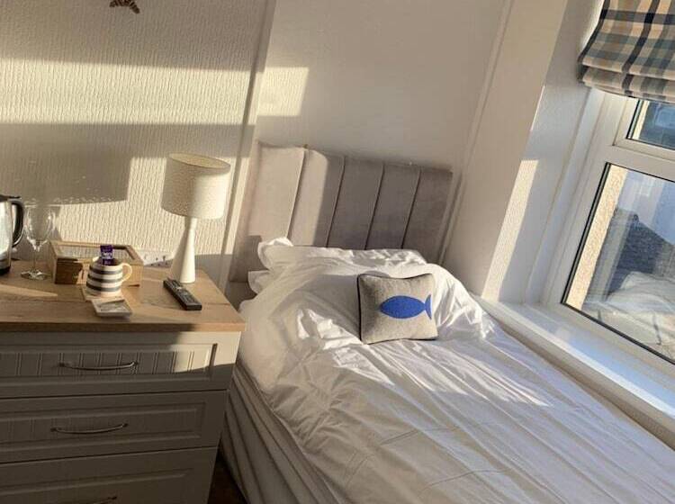 پانسیون Sunrise Guest House