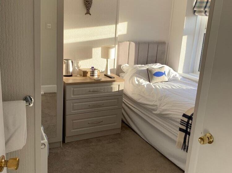 پانسیون Sunrise Guest House