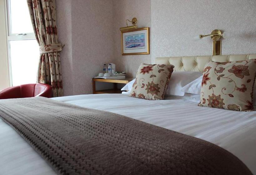 پانسیون The Ashley