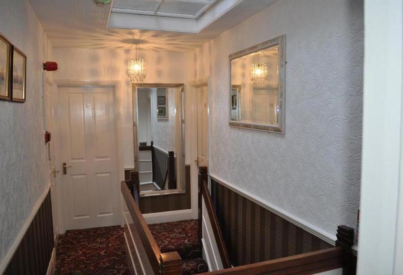 膳宿费 The Russell