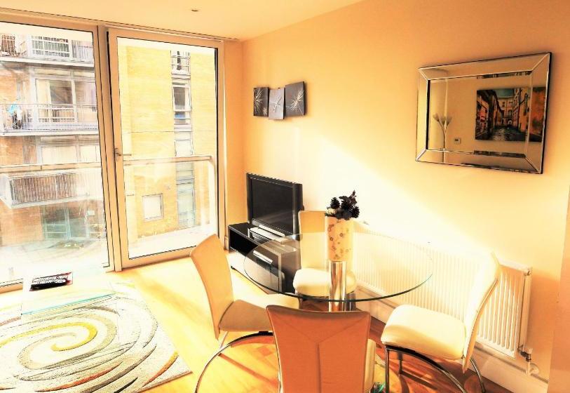 Zen Apartments  Excel & O2 Arena