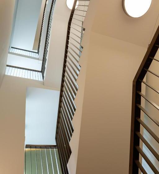 Dd Suites Serviced Apartments