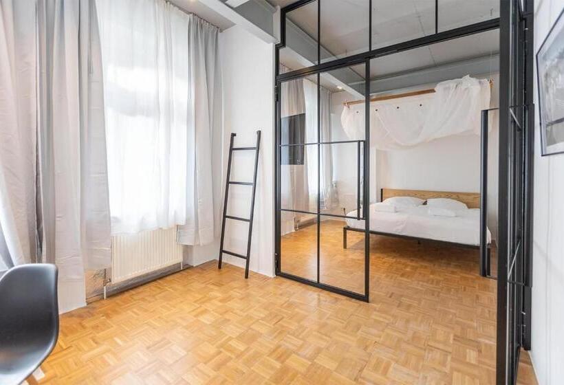پانسیون Green Residence Boutique Lofts & Villa