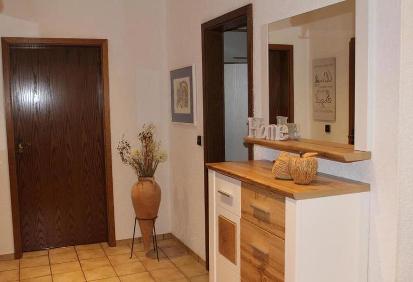 پانسیون Ferienwohnung Sendelbeck
