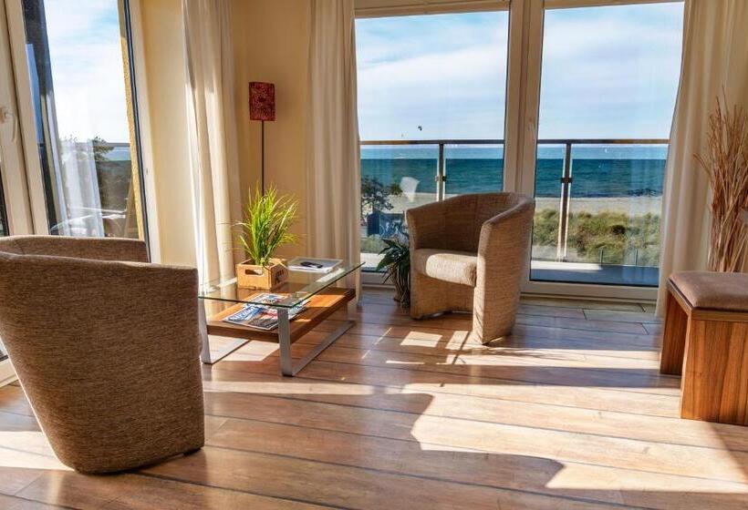 Seaside Strand
