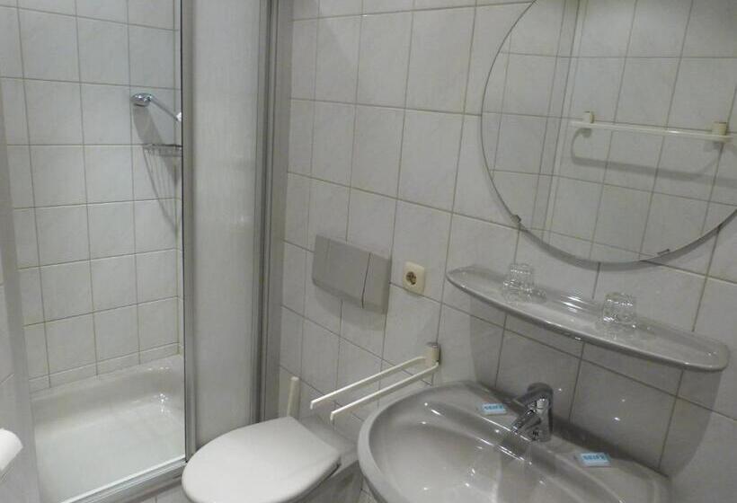 ペンション Winzergasthof Zum Kellerstübchen